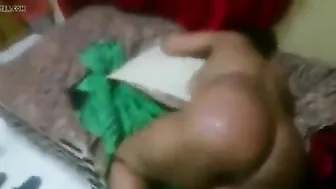 شرموطة مصرية جسمها اخر جمدان جوزها بيصور طيزها