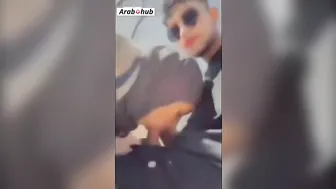 عراقية حبيبها ينيكها خلفي بالحديقة ويفضحها