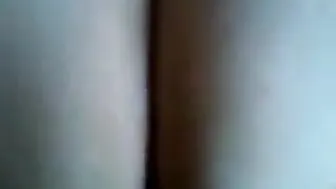 عراقية مربربة بتمص الزب وتحطه كامل في كسها