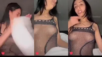 شرموطة عراقية بتعرض جسمها المولع وتقول اربعة مايكفوني