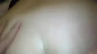 البت طيزها الكبيرة وسعت من كتر نيك حبيبها فيها