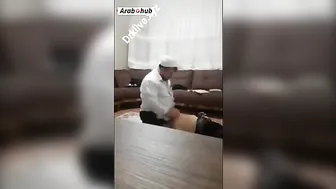 مزة مغربية بتتناك من جارها الجديد وتتفضح
