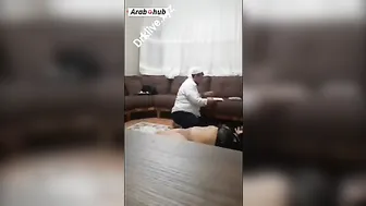 مزة مغربية بتتناك من جارها الجديد وتتفضح