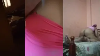 مربربه بلدي راكبه زب الزبون على السرير زي المحرومه