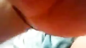 قحبة سعودية عشيقها راكبها على السرير وفاشخ طيزها نيك