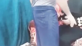 منقبة فاجر جوزها بيتفرج عليها وهي بتتناك وتمص الزب