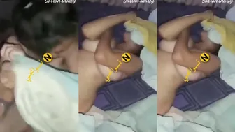ملبن خليجيه حبيبها بيصورها وهي تخبي وشها من الكاميرا
