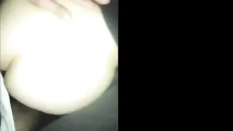 مصرية بطيز كبيرة حبيبها فاشخها من الخلف ويصورها