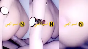 احلى طيز كبيره بتنزل على الزب وتبلعه كامل وتتفضح