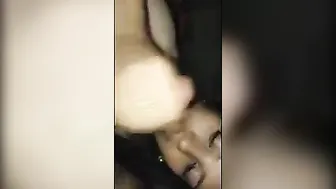 لبوه مصريه ماسكه في الزب ونازله مص زي المحرومه