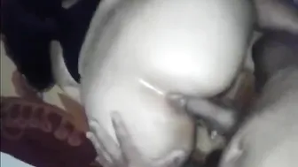 محرومة من النيك بتقول لعشيقها حط زبك كله بطيزي