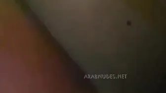 قحبه عربيه عشيقها راكبها على سريره وبيصورها وهي بتتناك
