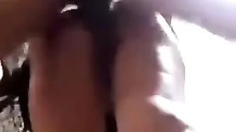بلدي طيزها طريه الواد واقف وراها شغال نيك ومش راحمها
