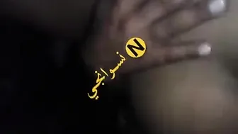 خليجية بجسم ملبن وبزاز كبيرة بتتناك مع ابن عمها