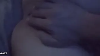 اخ ينيك اخته الخليجية على السرير وتصرخ من المتعة