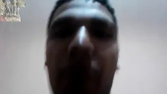 عربيه مربربه عشيقها بيخليها تمص زبه ويرشقه في كسها