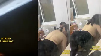 فضيحة مصرية في المكتب بتمص زبه وتتشرمط