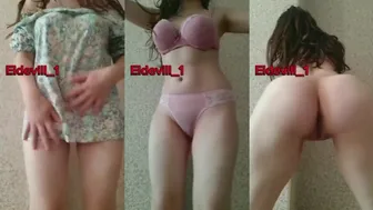 خليجيه مولعه واقفه تعرض جسمها كامل وترقص طيزها لحبيبها
