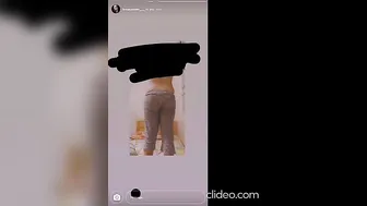 ممحونة صاحبها بيسرب نودزاتها وهي بتلعب في بزازها