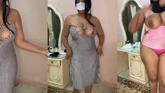 لبوه بزازها كبيره واقفه ترقص وتدلع وديوثها بيصورها