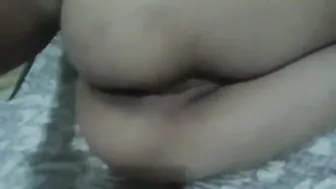مصرية بتصور كسها وطيزها وتنزل فيهم نيك بكل هيجان