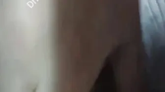 مصرية هيجانة بتعرض بزازها الكبيرة وتفتح كسها