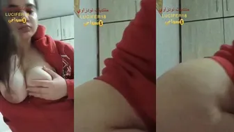 مربربة ماسكه بزازها وتشدهم وتقفش بكل هيجان