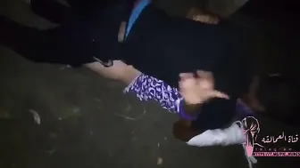 فلاحة مصرية ابن عمها بيحشر زبه في كسها وطيزها