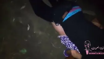 فلاحة مصرية ابن عمها بيحشر زبه في كسها وطيزها